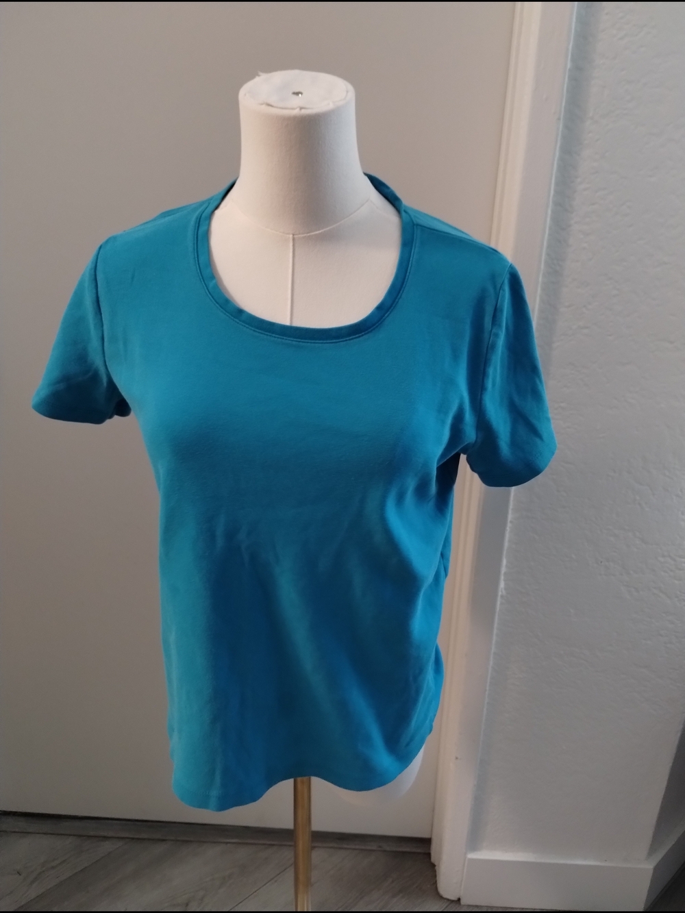 White Stag Women's Short-Sleeve Tee in Teal Blue